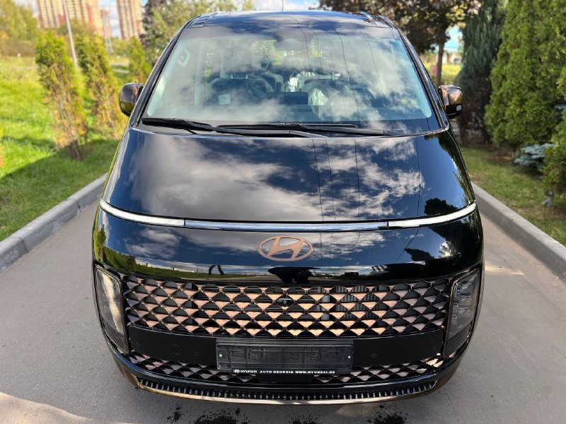 Hyundai Staria 2025