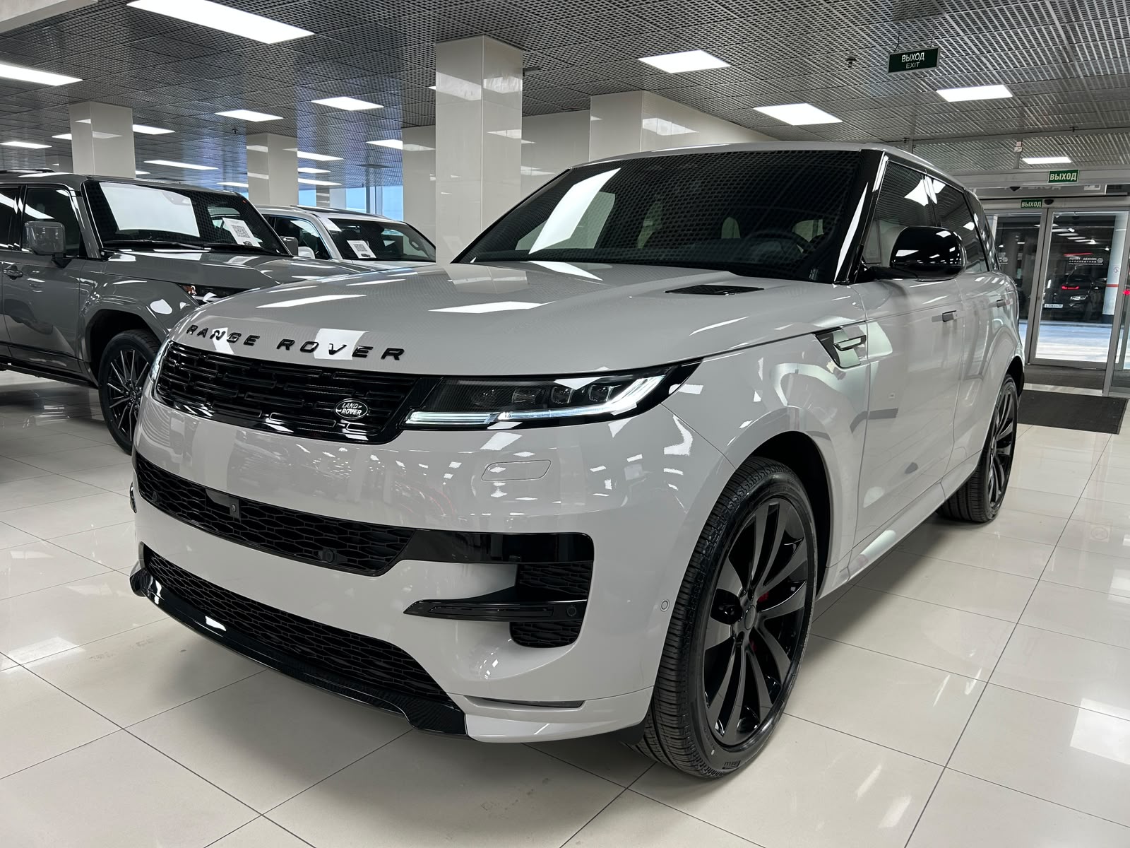 2026 Land Rover Range Rover Sport