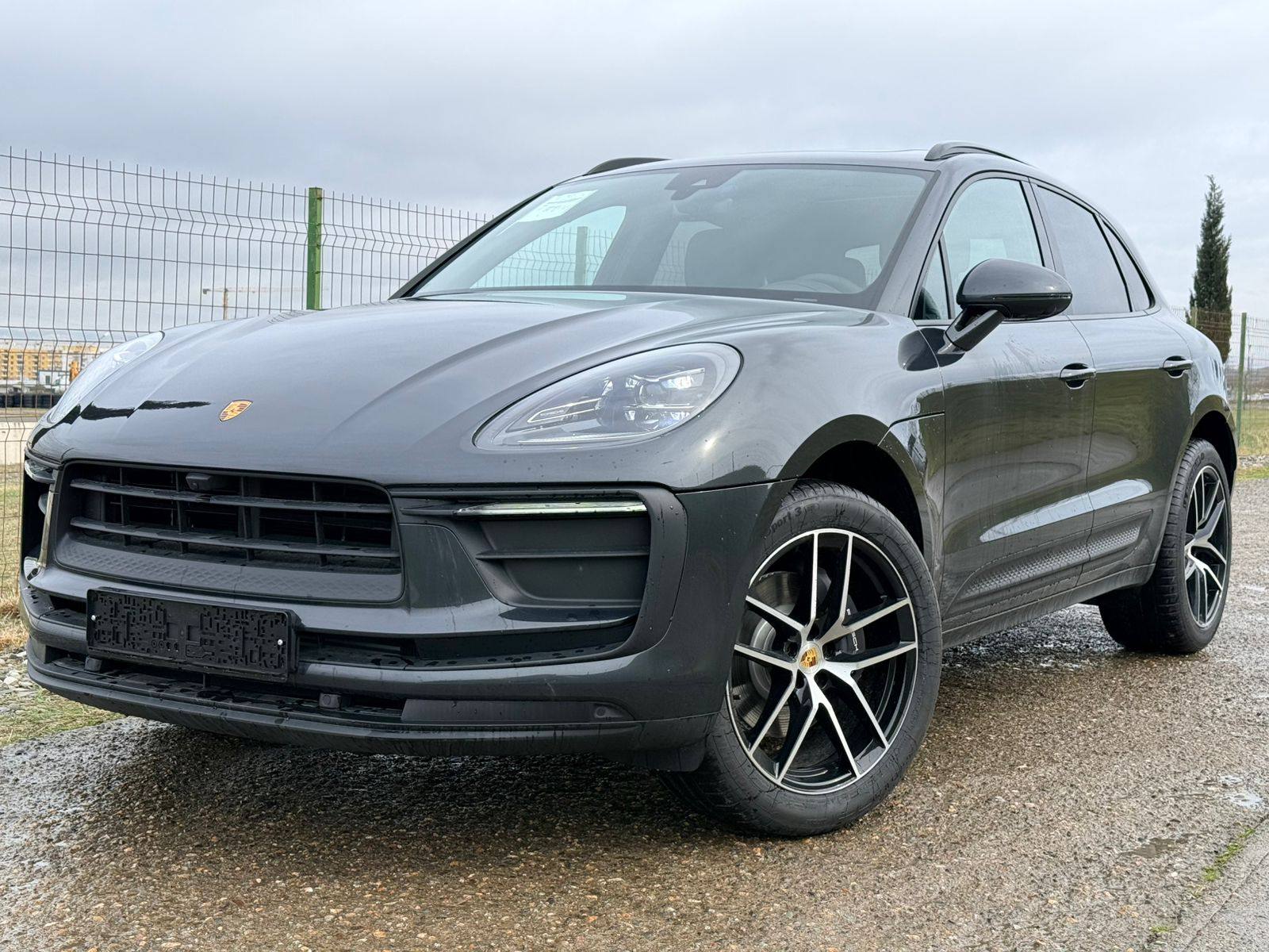 2025 Porsche Macan
