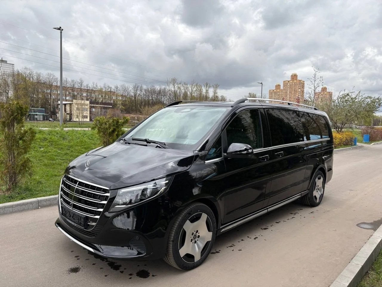 Mercedes-Benz V-Class 2026