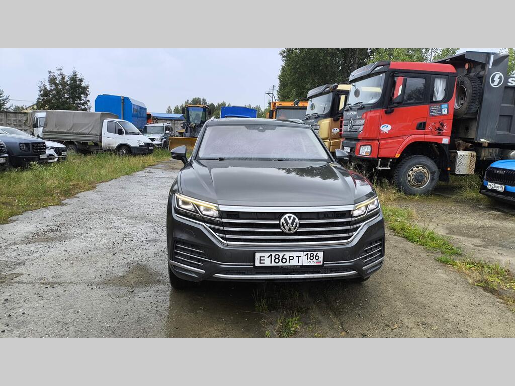 2020 VOLKSWAGEN TOUAREG