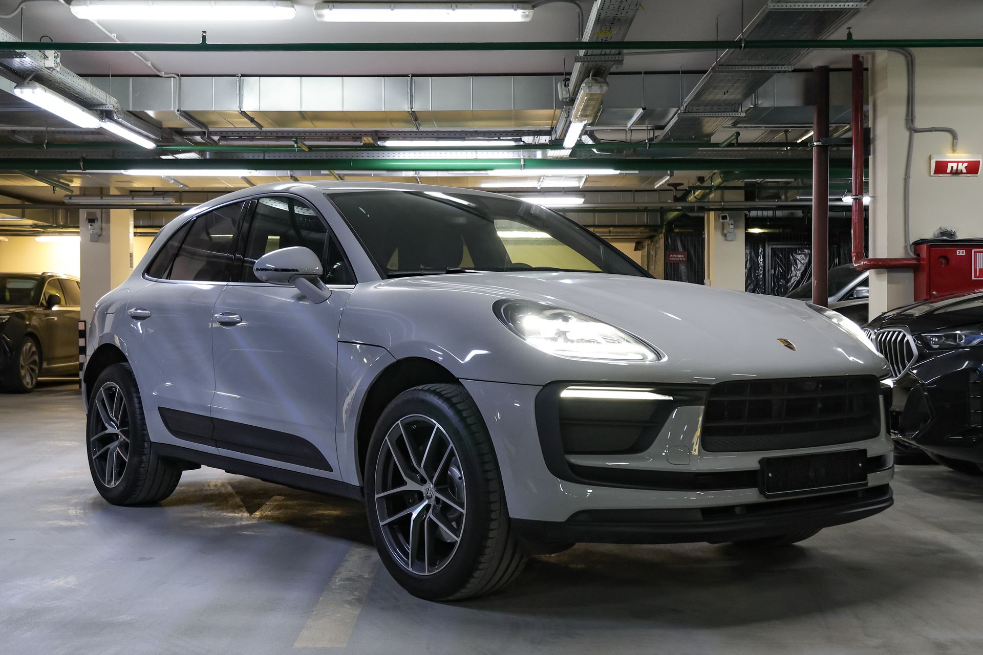 2025 Porsche Macan