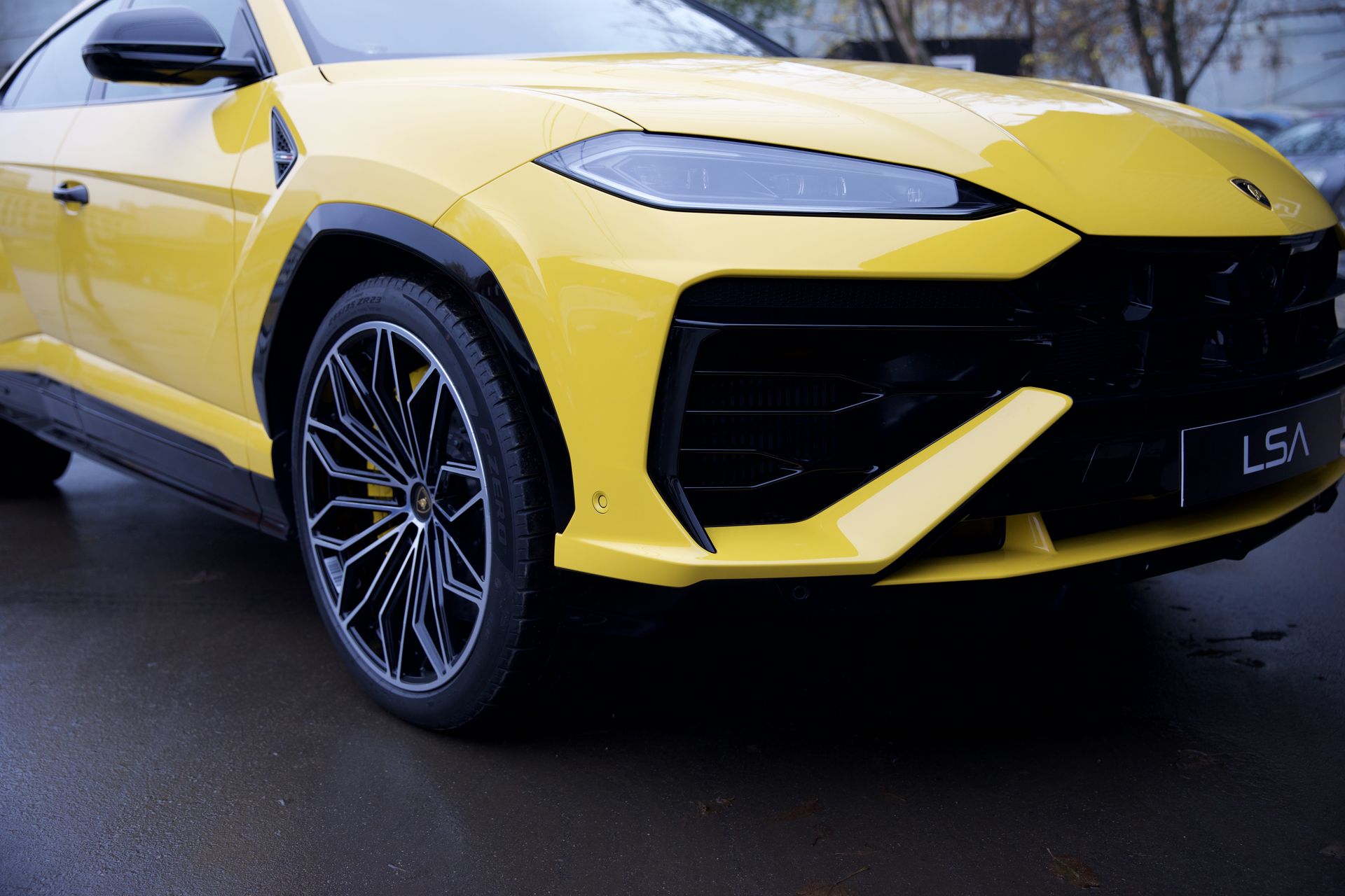 2025 Lamborghini Urus SE