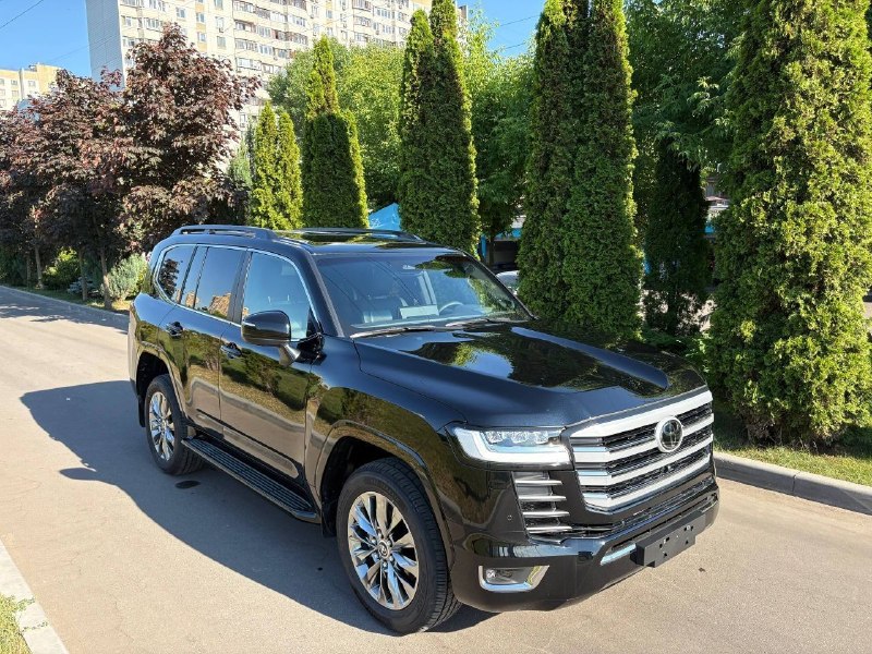 Toyota Land Cruiser 300 2026