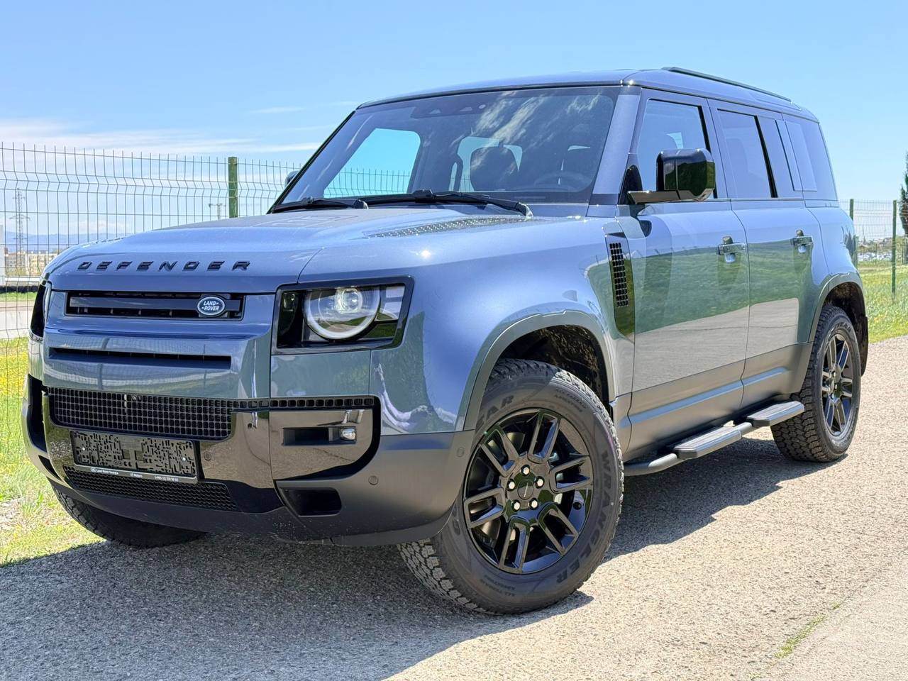 2025 Land Rover Defender