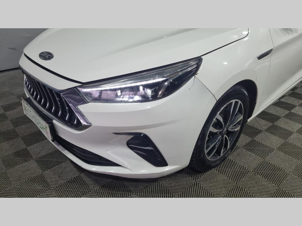 2023 JAC J7