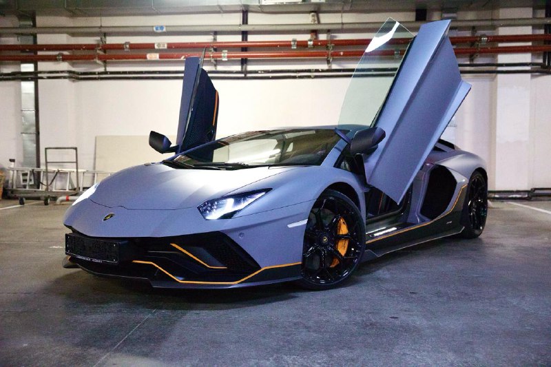 2022 Lamborghini Aventador