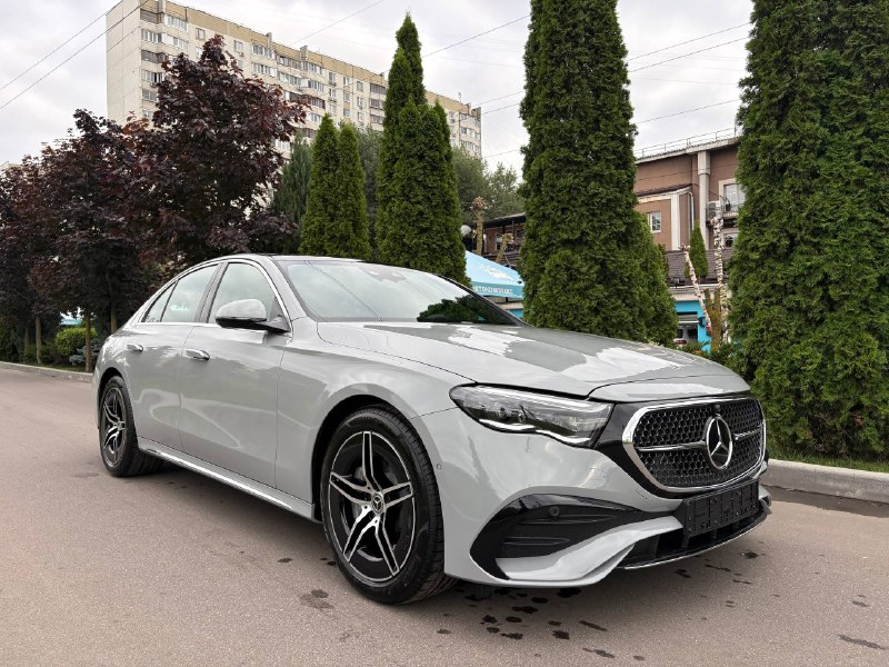 Mercedes E300 2026