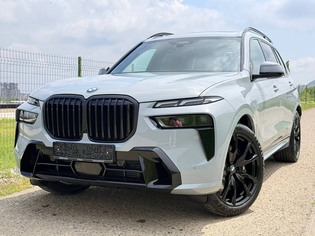 2026 BMW X7