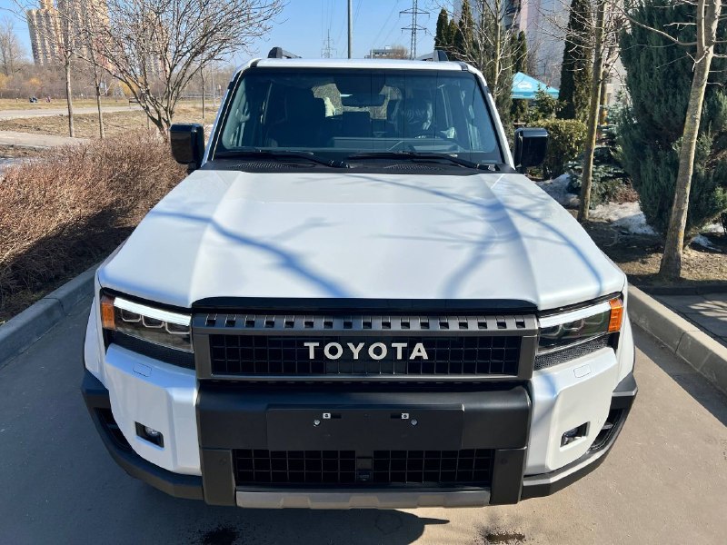 2025 Toyota Land Cruiser Prado